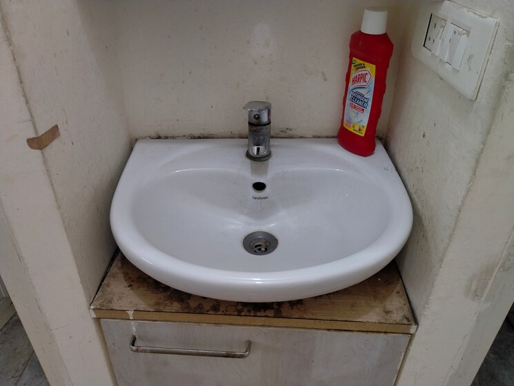 Bathroom, tulip-lemon 2 Bedroom 526 Sq.Ft. Apartment In Sector 69 Gurgaon 9432373