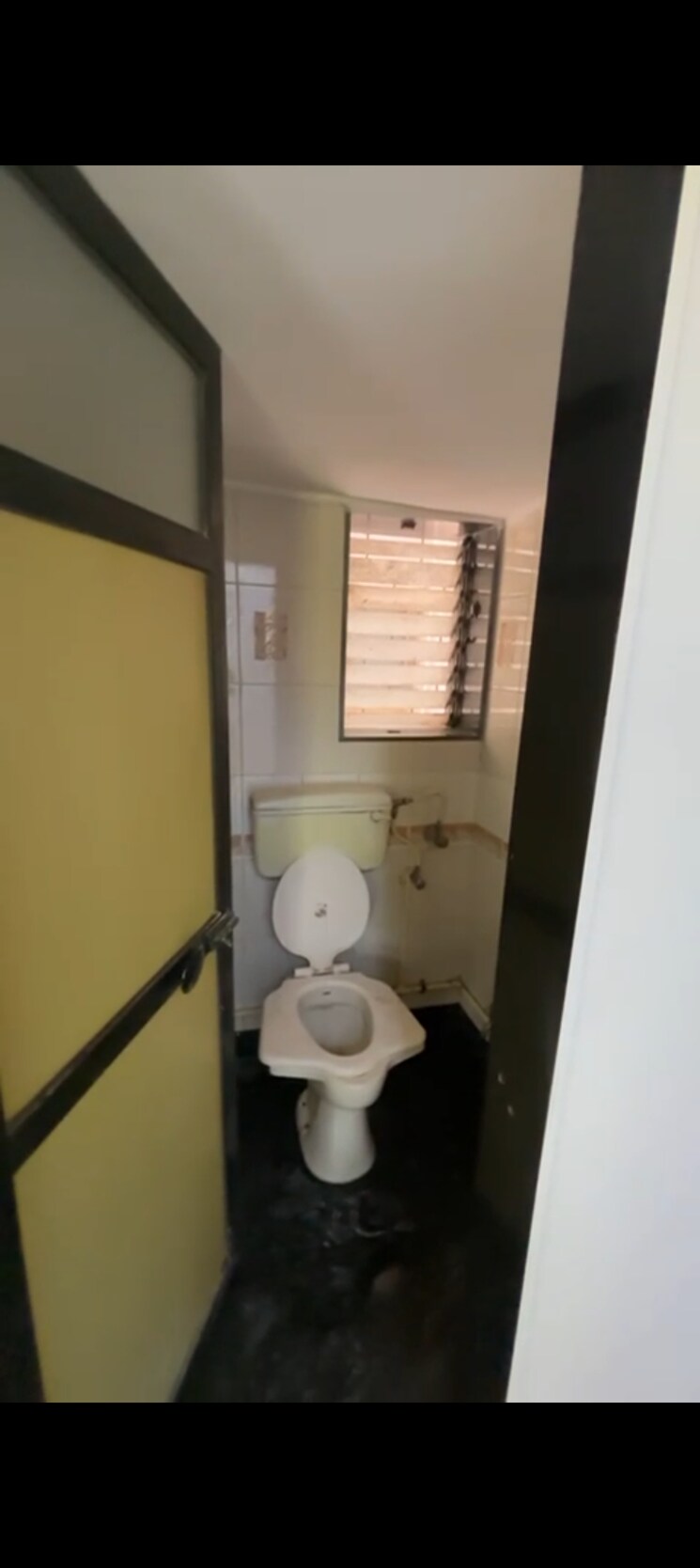 Bathroom, dwarkesh-dham 1 Bedroom 460 Sq.Ft. Apartment In Borivali West Mumbai 9424573