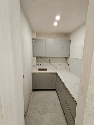 Kitchen in 4 BHK Apartment at Suncity Essel Tower, Sector 28 – for Rent