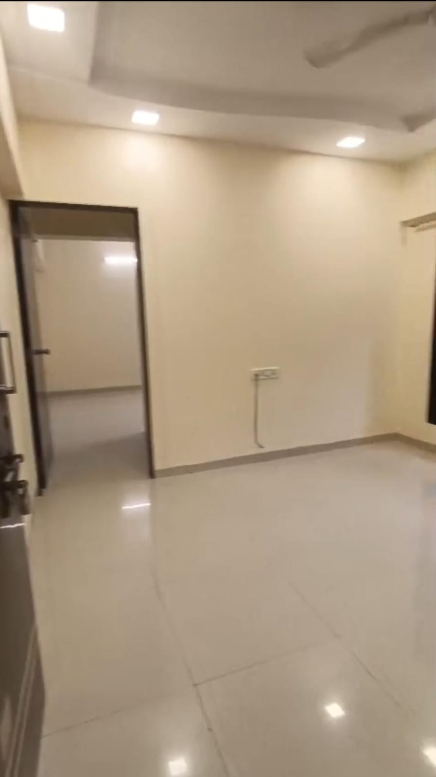 1 BHK + Pooja Room Apartment For Rent in Rashmi Chhaya CHS