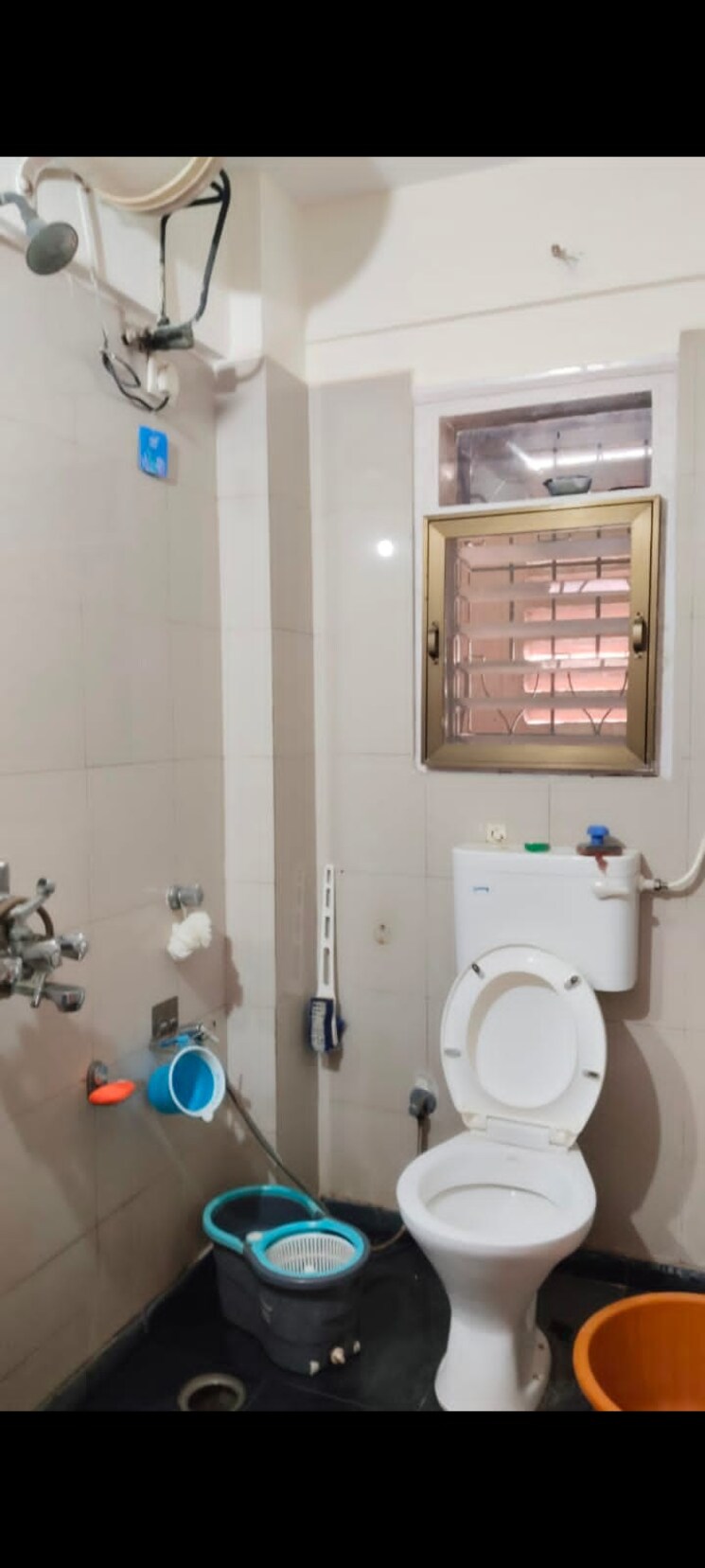 Bathroom, new-india-grace-luxuria 3 Bedroom 887 Sq.Ft. Apartment In Malad West Mumbai 9432526