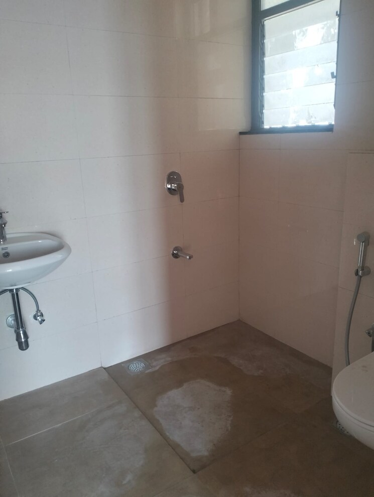 Bathroom, siddha-seabrook 2 Bedroom 683 Sq.Ft. Apartment In Kandivali West Mumbai 9432513