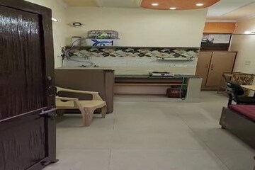 Team Area in 1 RK Independent House at Old Rajinder Nagar – for Rent