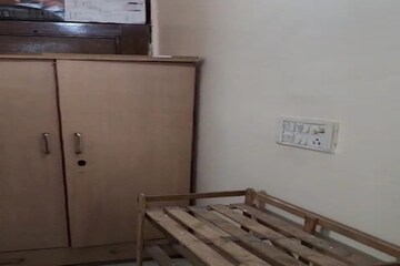 1 RK Independent House For Rent in Old Rajinder Nagar