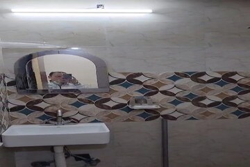 Team Area in 1 RK Independent House at Old Rajinder Nagar – for Rent