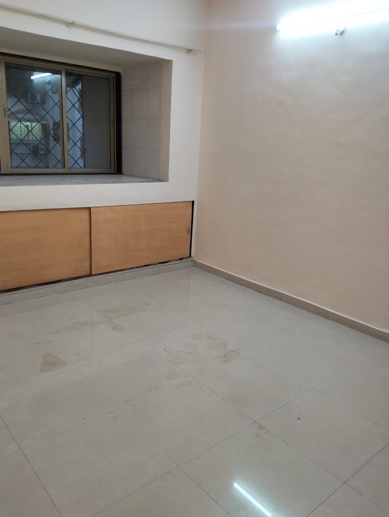 Room, rna-regency-park 1 Bedroom 650 Sq.Ft. Apartment In Kandivali West Mumbai 9432569