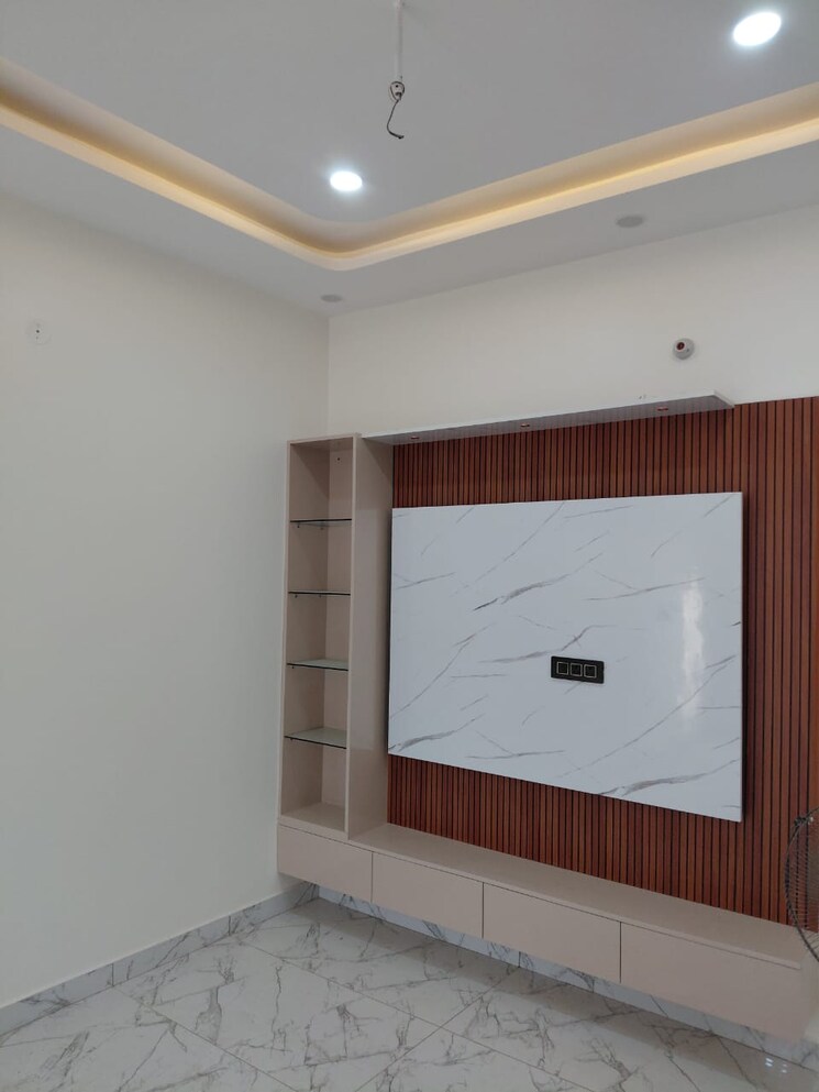 Room, dhakoli 4 Bedroom 150 Sq.Yd. Independent House In Dhakoli Zirakpur 9432716