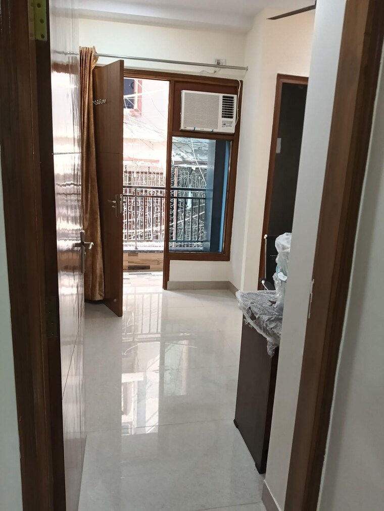 Room, new rajinder nagar 3 Bedroom 1600 Sq.Ft. Builder Floor In New Rajinder Nagar Delhi 9432626