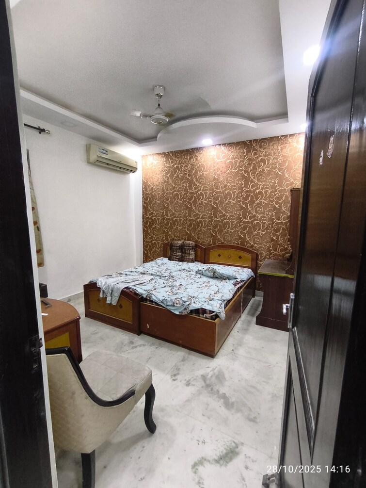 Cover Image, new rajinder nagar 3 Bedroom 1600 Sq.Ft. Builder Floor In New Rajinder Nagar Delhi 9432626