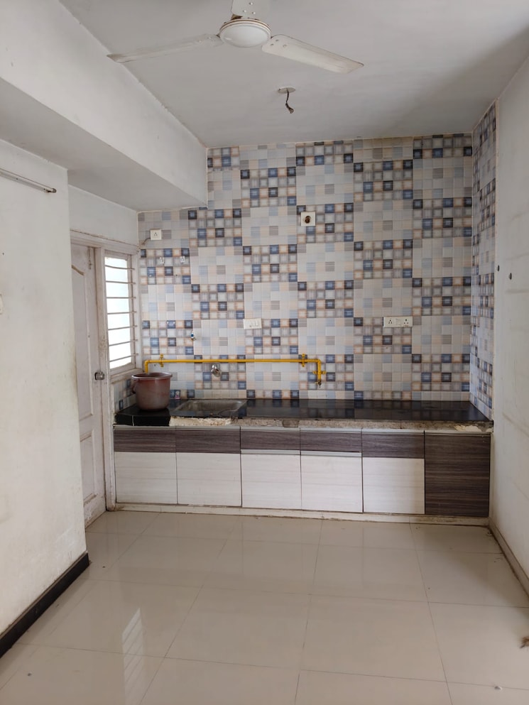 Kitchen, krishna-heights-jagatpur 3 Bedroom 1712 Sq.Ft. Apartment In Jagatpur Ahmedabad 9432783