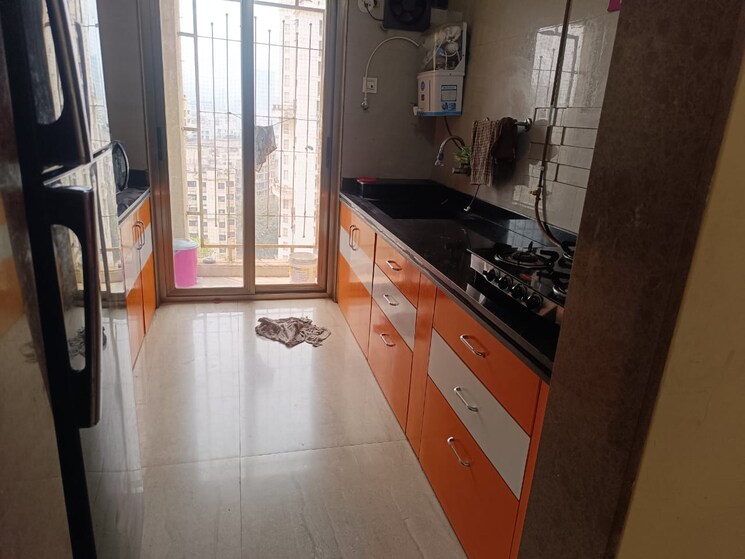 Kitchen, ghodbunder road 2 Bedroom 695 Sq.Ft. Builder Floor In Ghodbunder Road Thane 9433069