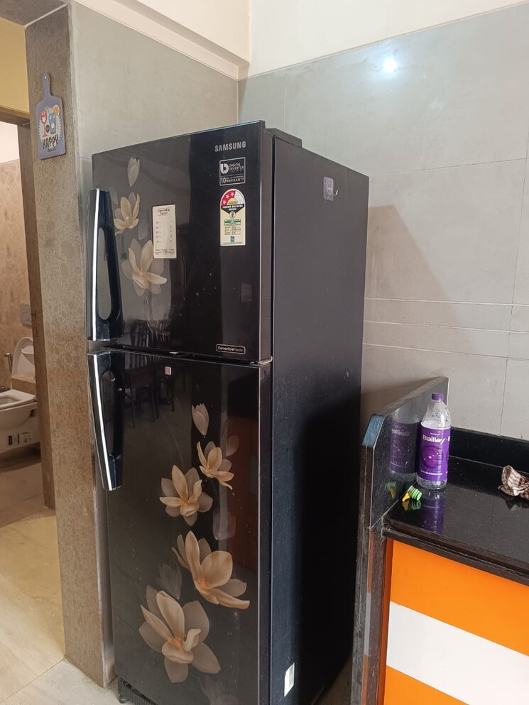 undefined, ghodbunder road 2 Bedroom 700 Sq.Ft. Builder Floor In Ghodbunder Road Thane 9432741