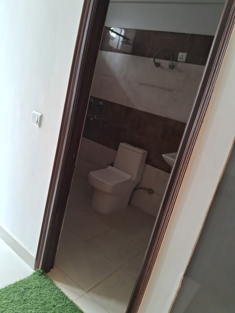 Balcony, sbp-city-of-dreams-zirakpur 3 Bedroom 1800 Sq.Ft. Apartment In High Ground Zirakpur 9432880