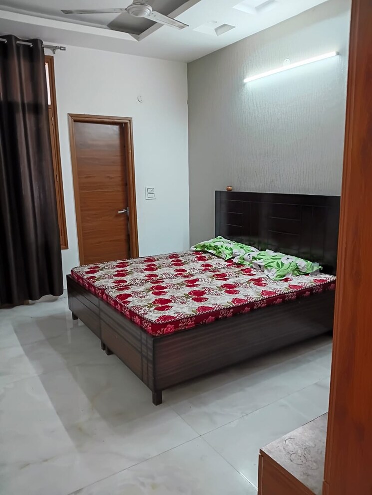 Bedroom, sbp-city-of-dreams-zirakpur 3 Bedroom 1800 Sq.Ft. Apartment In High Ground Zirakpur 9432880