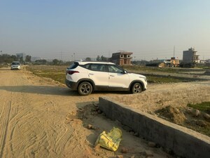   Plot at Sristi Naya Gaon, Sector 88 – for Sale