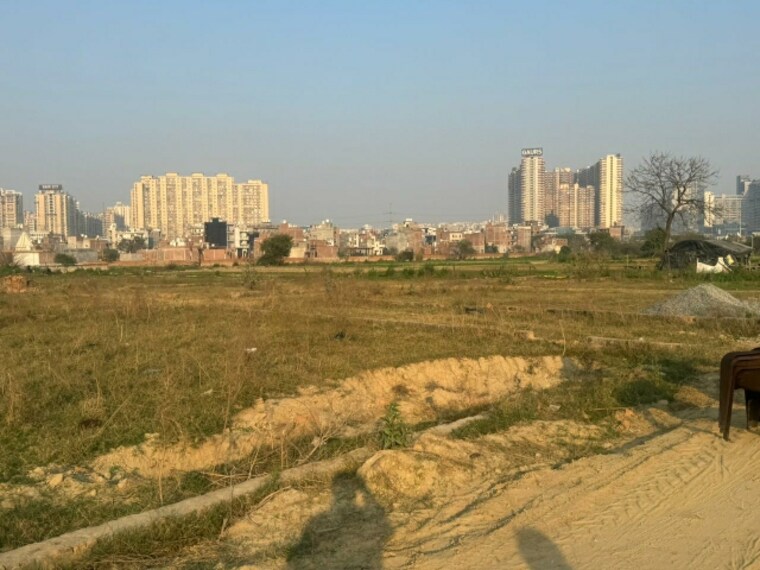 undefined, sristi-naya-gaon  895 Sq.Ft. Plot In Sector 88 Noida 9432903