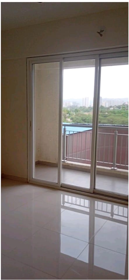 3 BHK + Pooja Room 1033 Sq.Ft. Apartment in Godrej Emerald