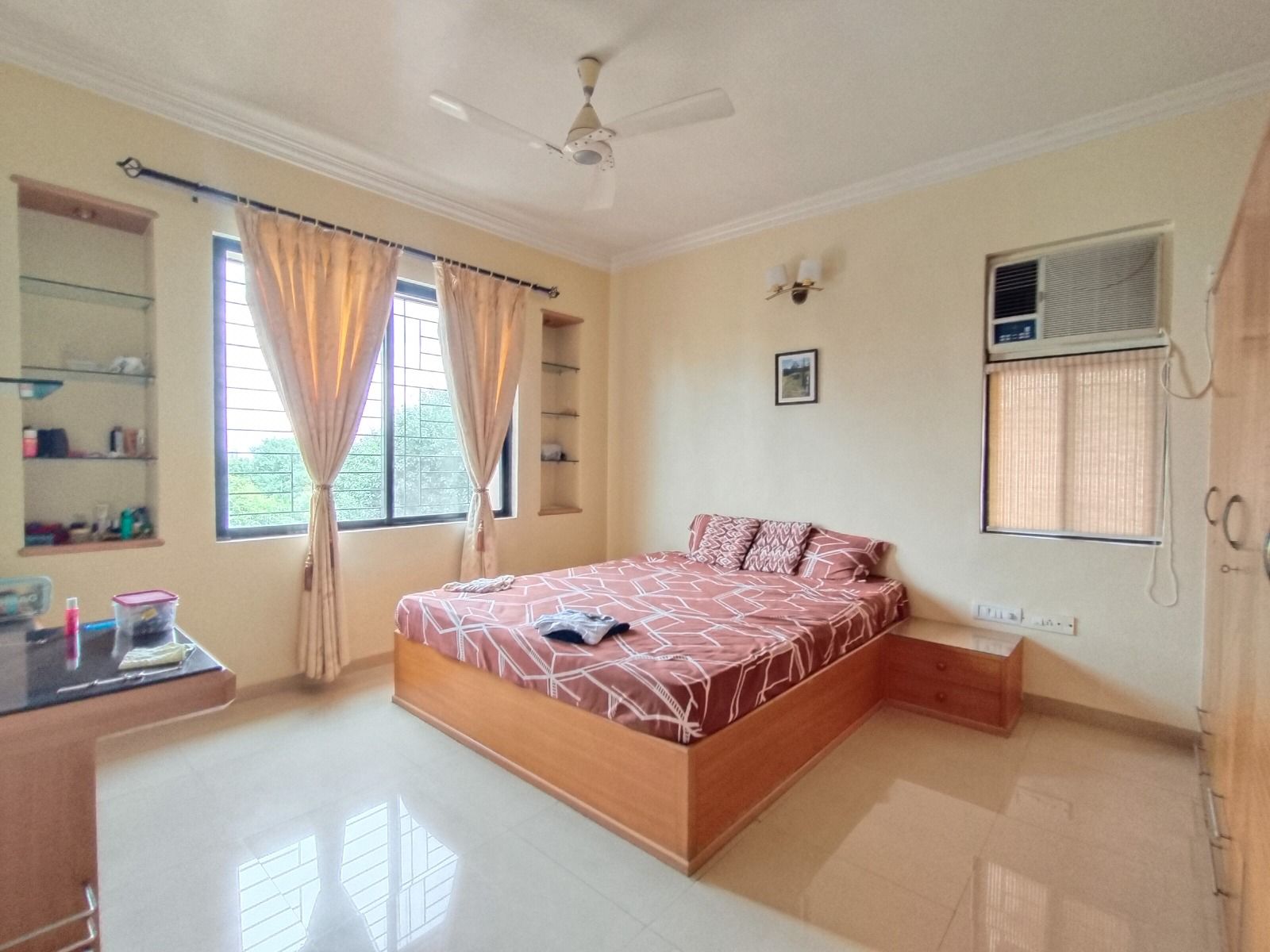 2 BHK + Pooja Room Apartment For Rent in Clover Village