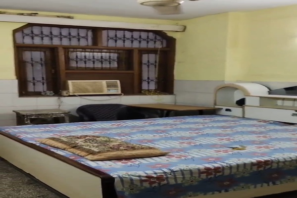 1 RkBuilder Floor For Rent in Old Rajinder Nagar