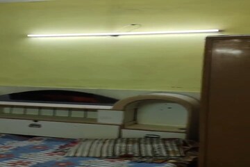 Furnished Amenities in 1 RK Builder Floor at Old Rajinder Nagar – for Rent