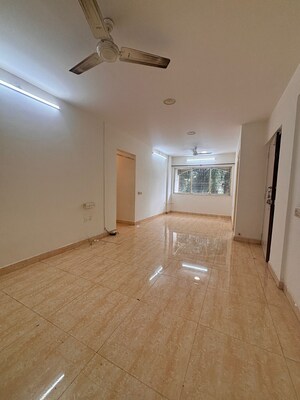 Room in 2 BHK Apartment at Nahar Regency Park CHS, Chandivali – for Rent