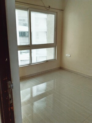 Room in 6 BHK Apartment at Ashford Royale, Nahur – for Sale