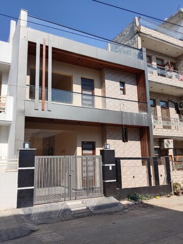 3.5 BHK Independent House For Sale in Vip Road