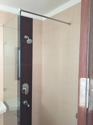 Furnished Amenities in 3 BHK Independent House at Sector 4 – for Rent