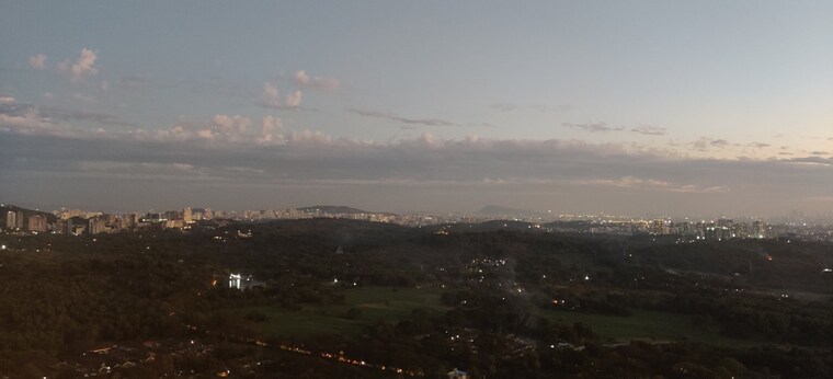 Exterior View, oberoi-realty-esquire 4 Bedroom 2000 Sq.Ft. Apartment In Goregaon East Mumbai 9433195