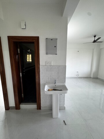 Room in 3 BHK Builder Floor at Ghoramara – for Rent