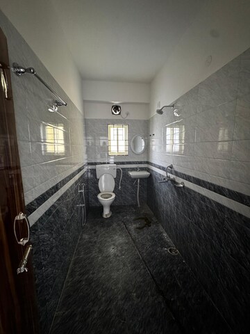 Bathroom in 3 BHK Builder Floor at Ghoramara – for Rent