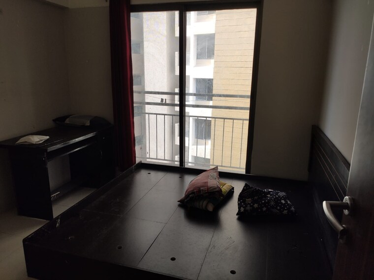 Living Room, kohinoor-courtyard-one 3 Bedroom 1500 Sq.Ft. Apartment In Wakad Pune 9433494