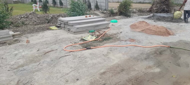  Parking, gosainganj  1490 Sq.Ft. Plot In Gosainganj Lucknow 9433835