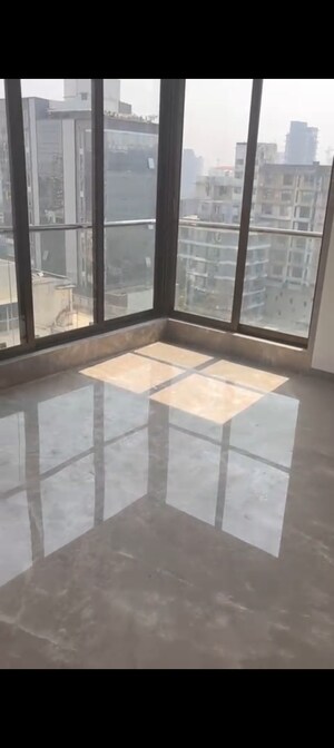 3 BHK Apartment For Rent in Dheeraj Izaara, Khar West