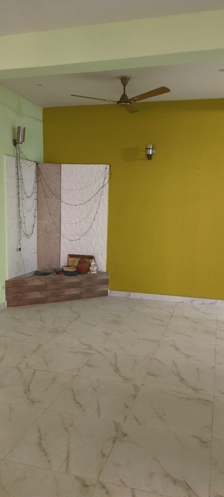 Room, rwa-apartments-sector-53 3 Bedroom 250 Sq.Mt. Villa In Sector 53 Noida 9433801