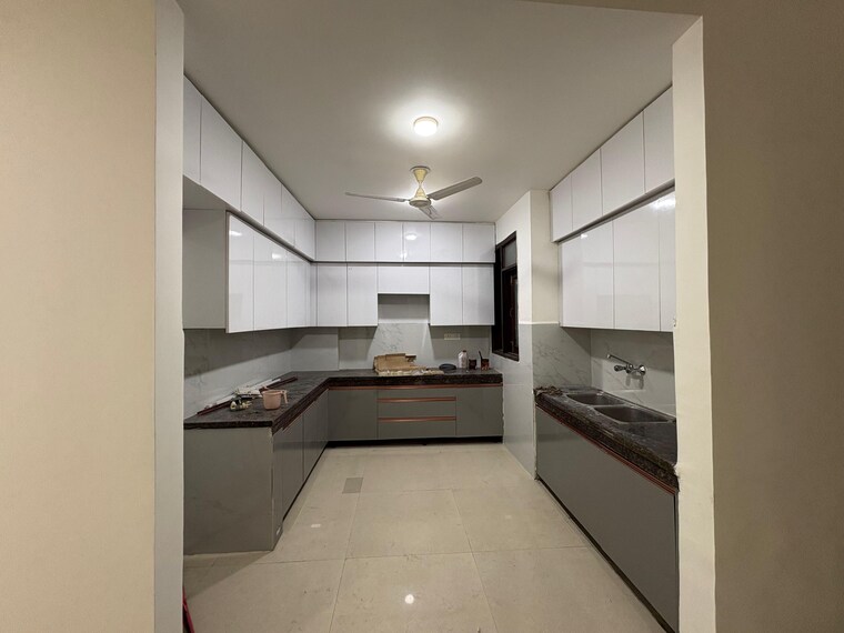 Kitchen, saket 3 Bedroom 1400 Sq.Ft. Builder Floor In Saket Delhi 9433799