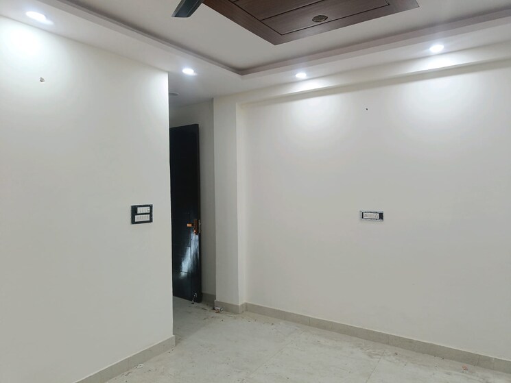 Room, govindpuri 3 Bedroom 900 Sq.Ft. Builder Floor In Govindpuri Delhi 9433821