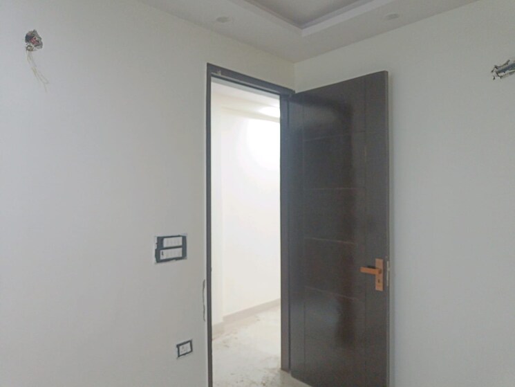 Room, govindpuri 3 Bedroom 900 Sq.Ft. Builder Floor In Govindpuri Delhi 9433821