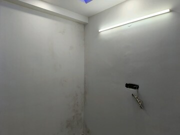 Room in 3 BHK Builder Floor at Govindpuri – for Sale