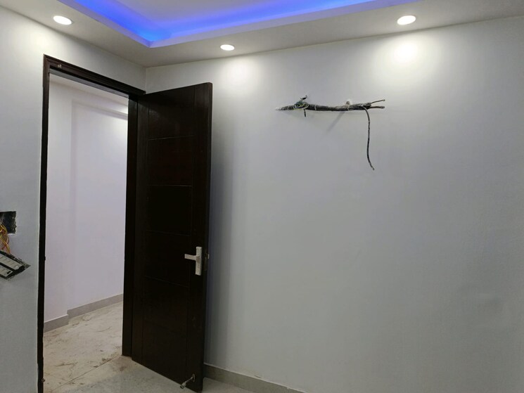 Room, govindpuri 3 Bedroom 900 Sq.Ft. Builder Floor In Govindpuri Delhi 9433821