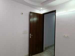 Room in 3 BHK Builder Floor at Govindpuri – for Sale