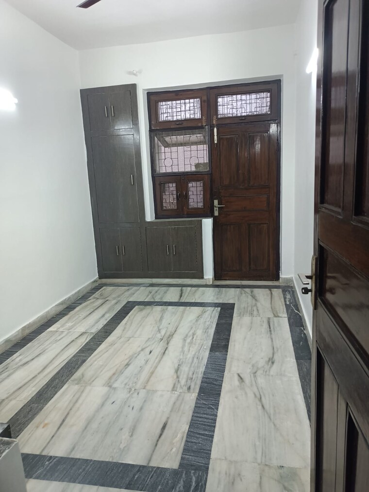 Balcony, yojna vihar 2 Bedroom 1400 Sq.Ft. Builder Floor In Yojna Vihar Delhi 9434017