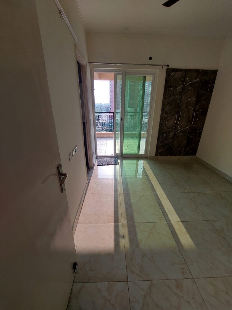 Room, gaurs-siddhartham 2 Bedroom 1055 Sq.Ft. Apartment In Siddharth Vihar Ghaziabad 9434018