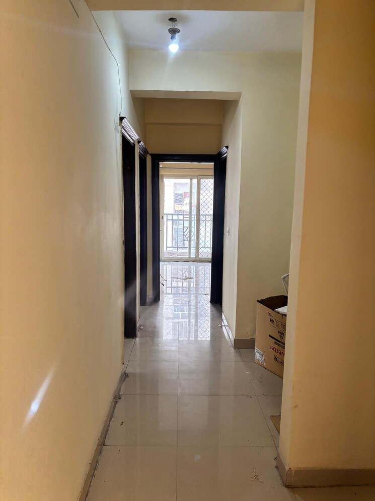 undefined, amrapali-crystal-homes 3 Bedroom 1700 Sq.Ft. Apartment In Sector 76 Noida 9433953