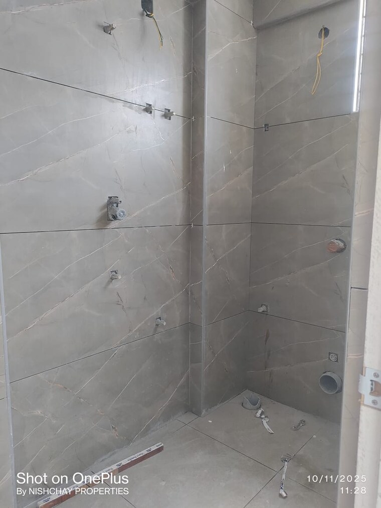 Bathroom, hrbr layout 3 Bedroom 1305 Sq.Ft. Apartment In Hrbr Layout Bangalore 9434014