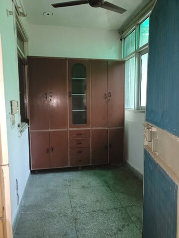 Room in 2 BHK Apartment at Ip Extension – for Rent