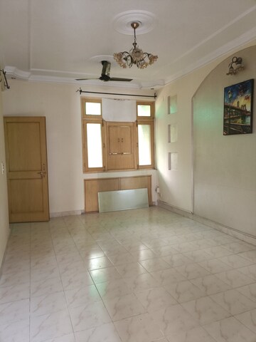 2 BHK Apartment For Rent in Ip Extension