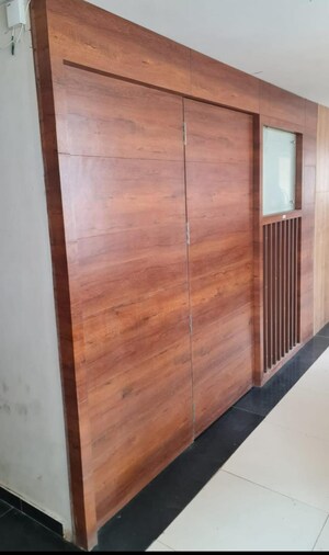 Room in  Office Space at Wagle Industrial Estate – for Sale