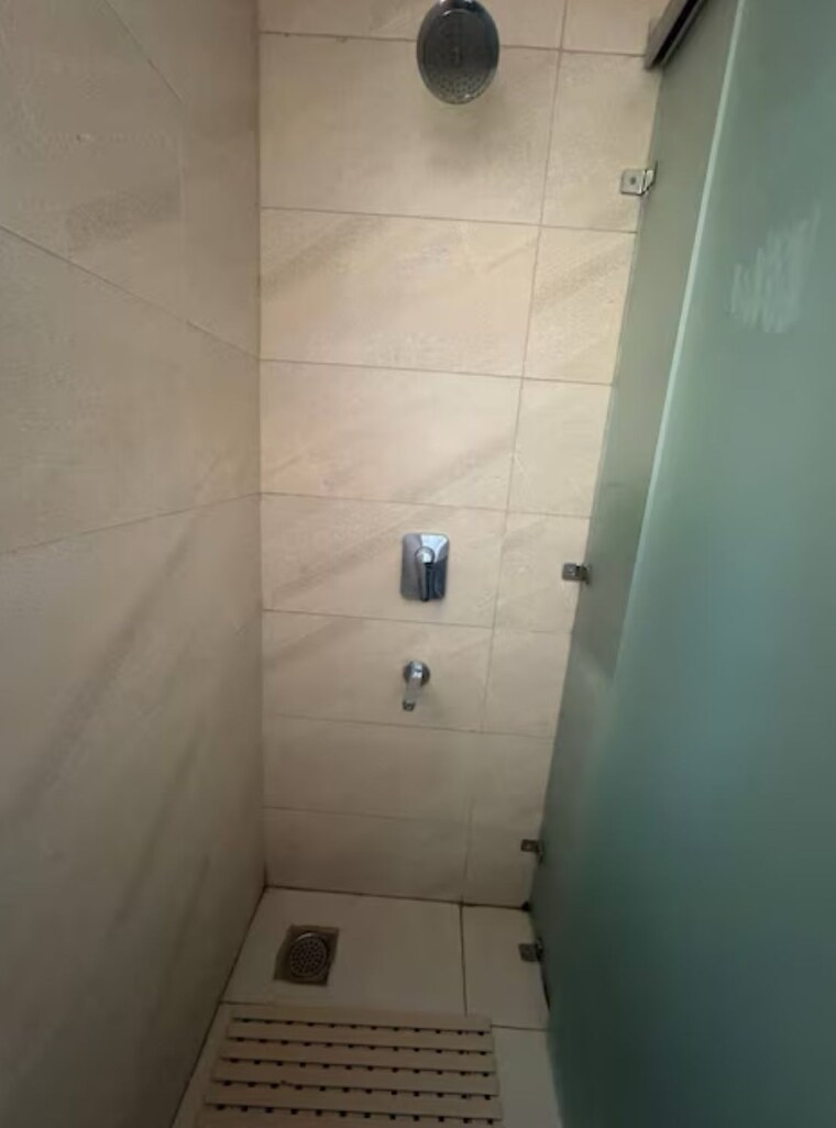 Bathroom, amolik-sankalp 3 Bedroom 935 Sq.Ft. Apartment In Sector 85 Faridabad 9434167
