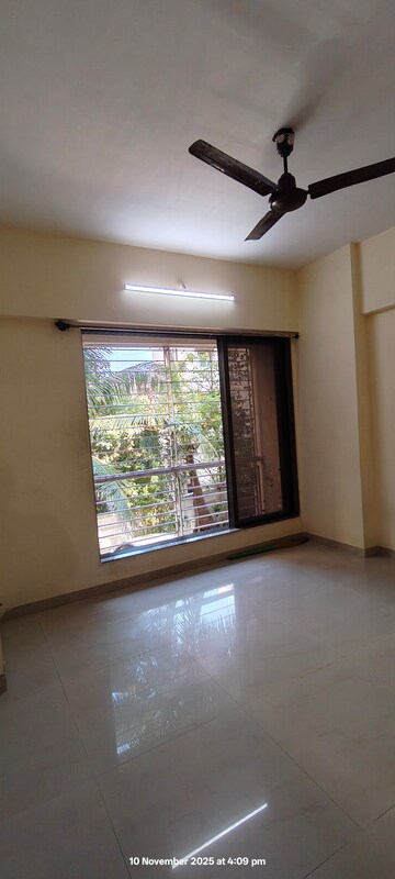 Room in 1 BHK Apartment at Shubh Kamana CHS, Bhandup East – for Rent